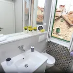 Lucena Apartment Split